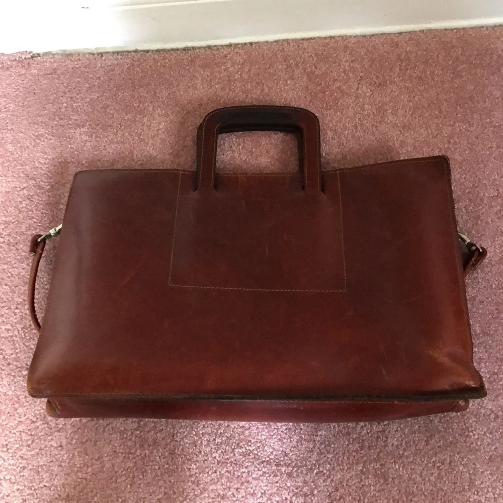 Leather Brief case with zipper close